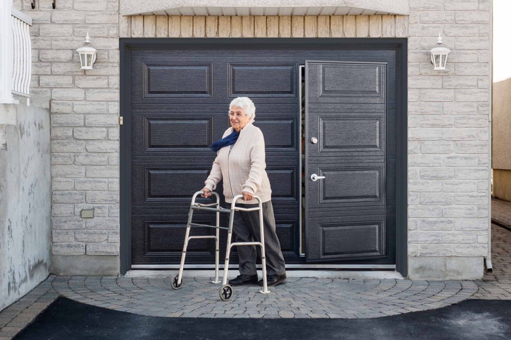 porte piéton dans porte de garage